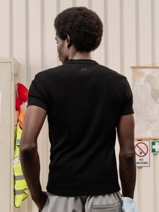 'BASEMENT' SLIM RIB HENLEY T